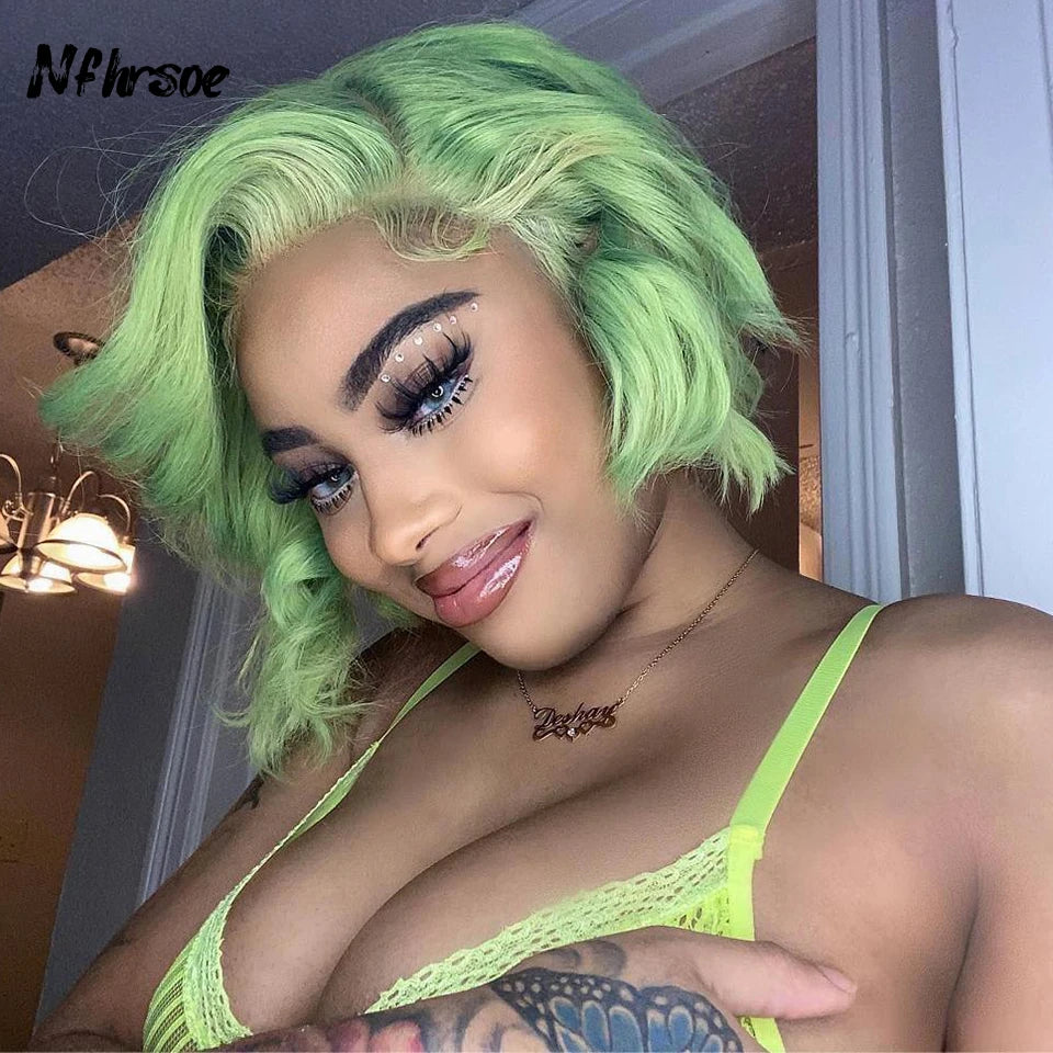 Perruque Lace Front Wig brésilienne naturelle, cheveux courts, coupe Pixie, 13x4, HD, pre-plucked, couleur vert clair, pour femmes