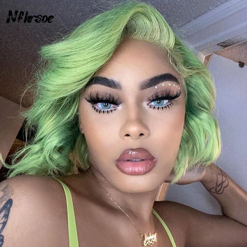 Perruque Lace Front Wig brésilienne naturelle, cheveux courts, coupe Pixie, 13x4, HD, pre-plucked, couleur vert clair, pour femmes